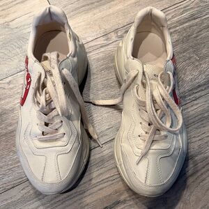 Gucci Cream Sneakers with Red Detail